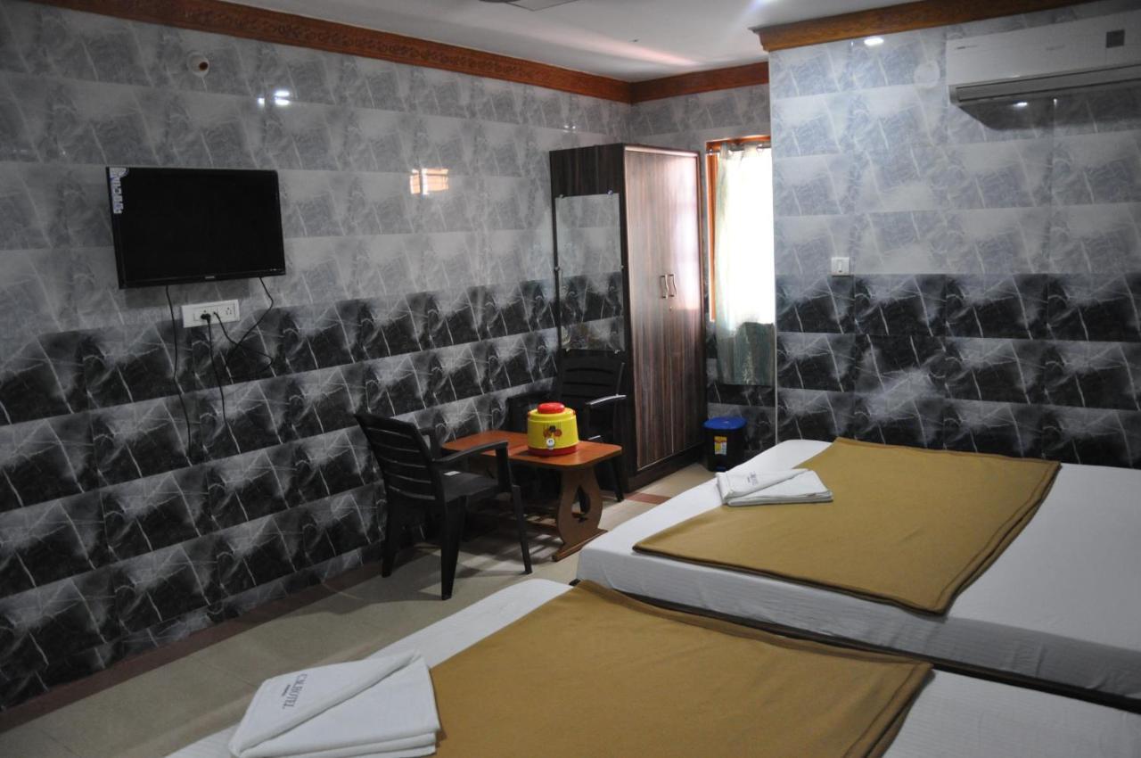C M Hotel Dharmapuri ภายนอก รูปภาพ